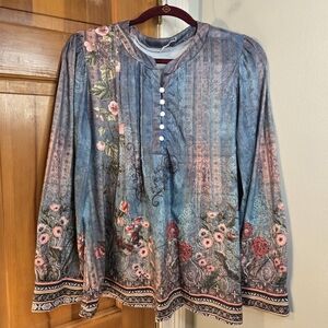 Floral Print Long-Sleeve Pullover Top - Blue/Pink